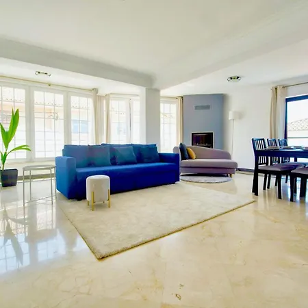 Pool&terrace Apartment *