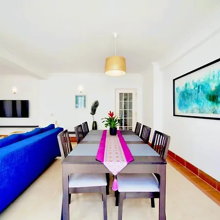 Pool&terrace Apartment
