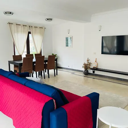 Pool&terrace Apartment